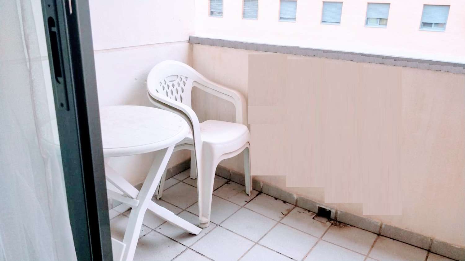 Piso super luminoso 2 dormitorios 2 baños , terraza Y Parking