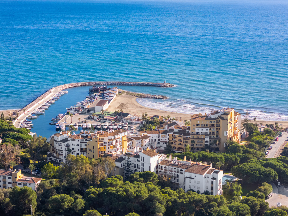 Villa en venta en Marbesa (Marbella)