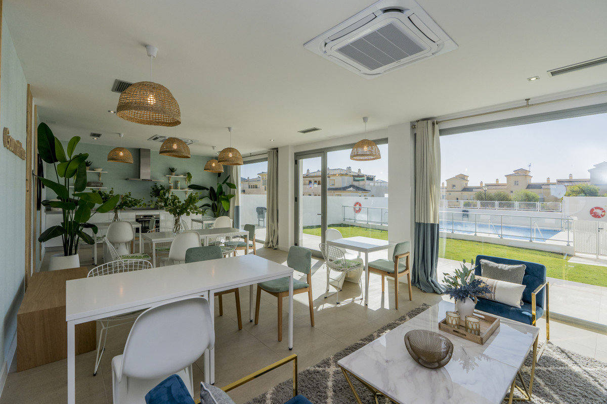 Appartement te koop in Benalmádena