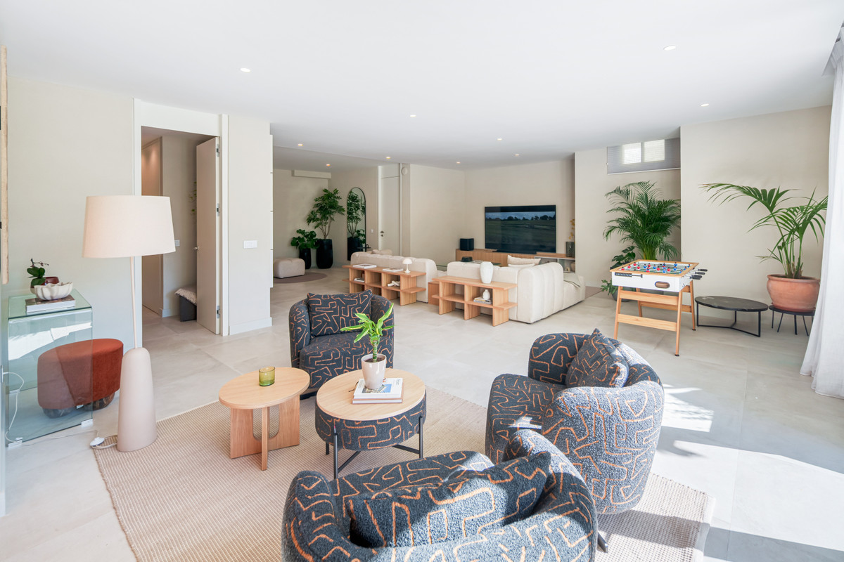 Villa en venta en Estepona