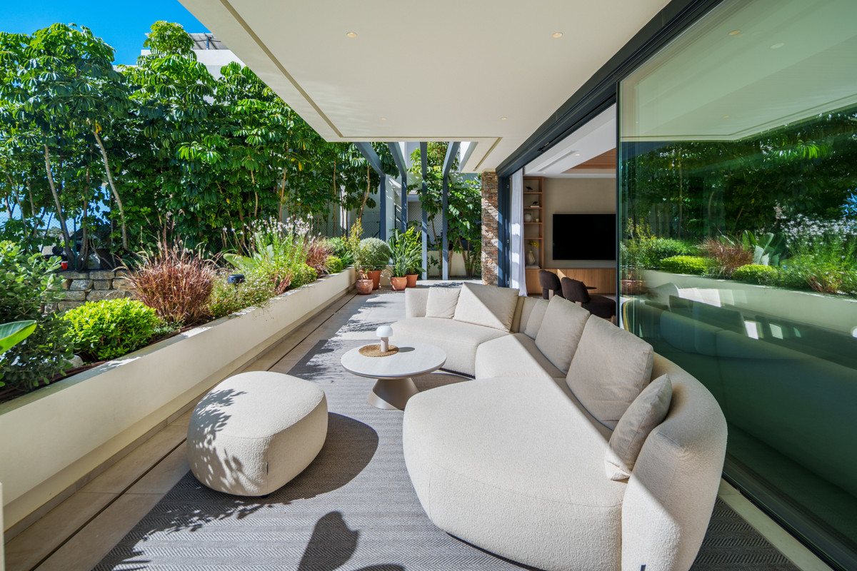 Villa en venta en Estepona