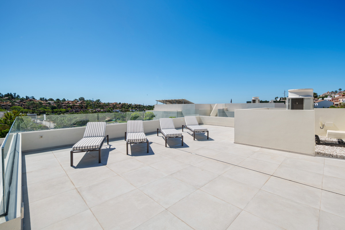 Villa en venta en Estepona