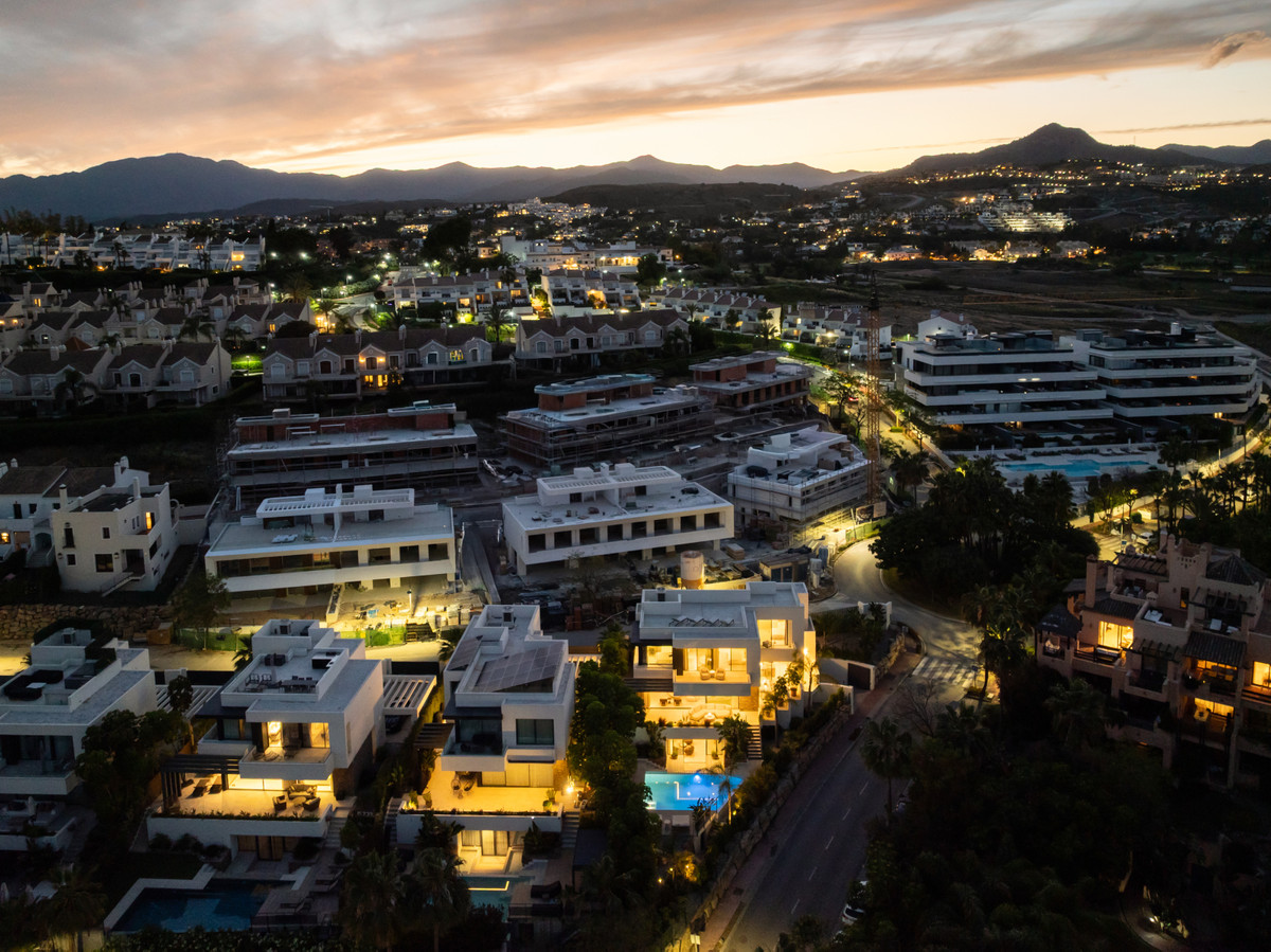 Villa en venta en Estepona