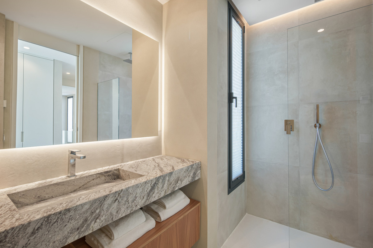 Villa en venta en Estepona