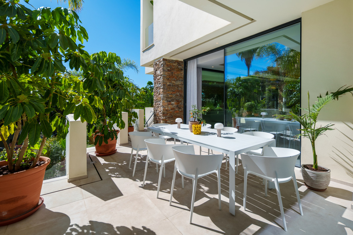 Villa en venta en Estepona