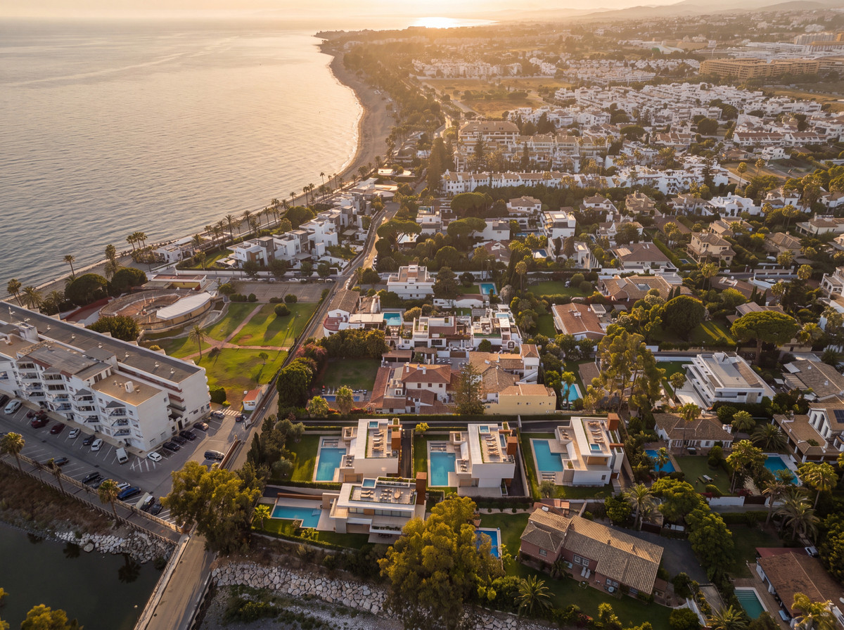 Villa til salg i Linda Vista-Nueva Alcántara-Cortijo Blanco (Marbella)
