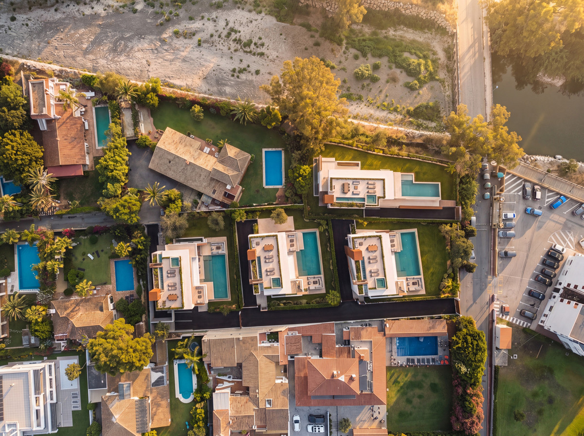 Villa til salg i Linda Vista-Nueva Alcántara-Cortijo Blanco (Marbella)
