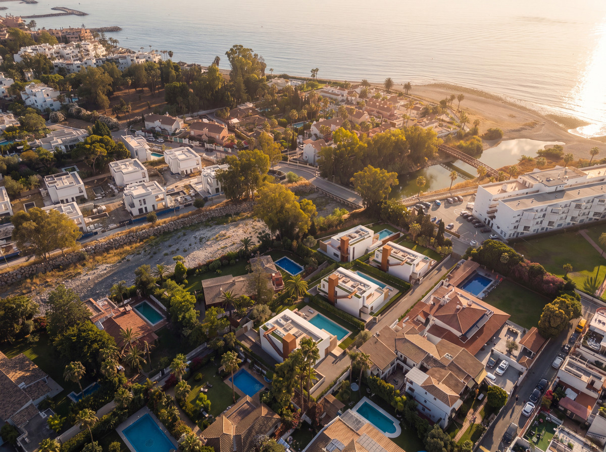 Villa til salg i Linda Vista-Nueva Alcántara-Cortijo Blanco (Marbella)