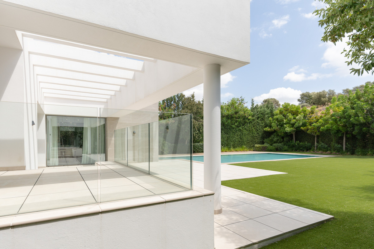 Villa en venta en Estepona