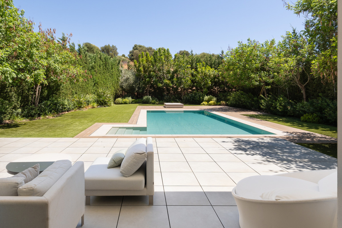 Villa en venta en Estepona
