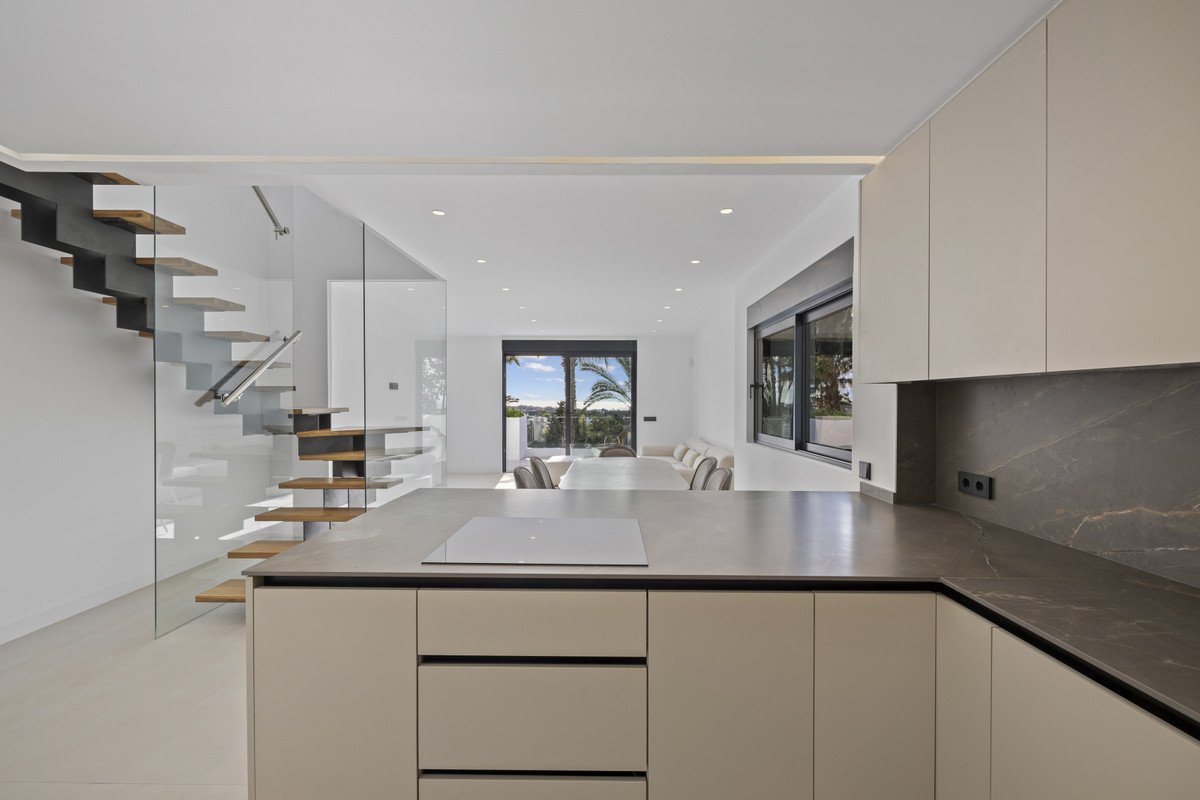 Apartamento en venta en El Paraíso (Benahavís)