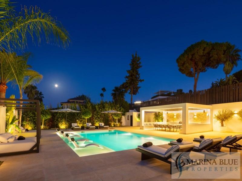 Villa till salu i Nueva Andalucía (Marbella)