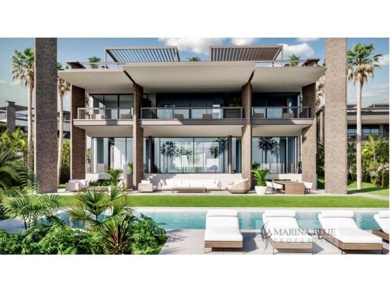 Villa en venta en Puerto Banús (Marbella)