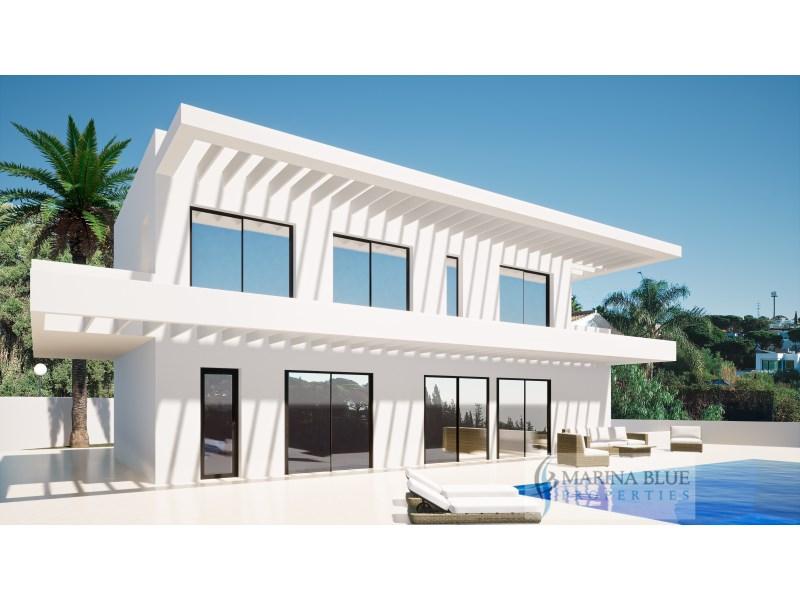 Villa en venta en Elviria-Cabopino (Marbella)