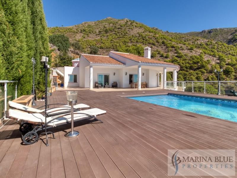 Villa en venta en Valtocado - La Alquería - La Atalaya (Mijas)