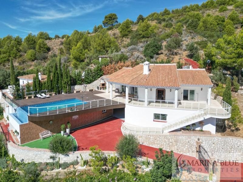 Villa en venta en Valtocado - La Alquería - La Atalaya (Mijas)