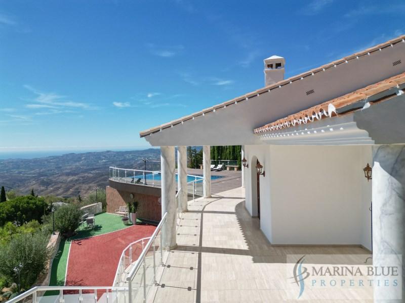 Villa te koop in Valtocado - La Alquería - La Atalaya (Mijas)