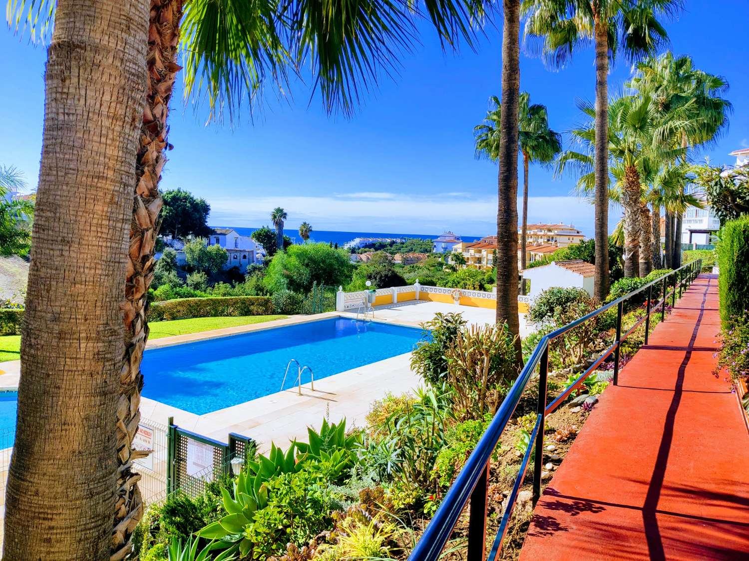 Atico de 2 dormitorios vistas 180 al mar