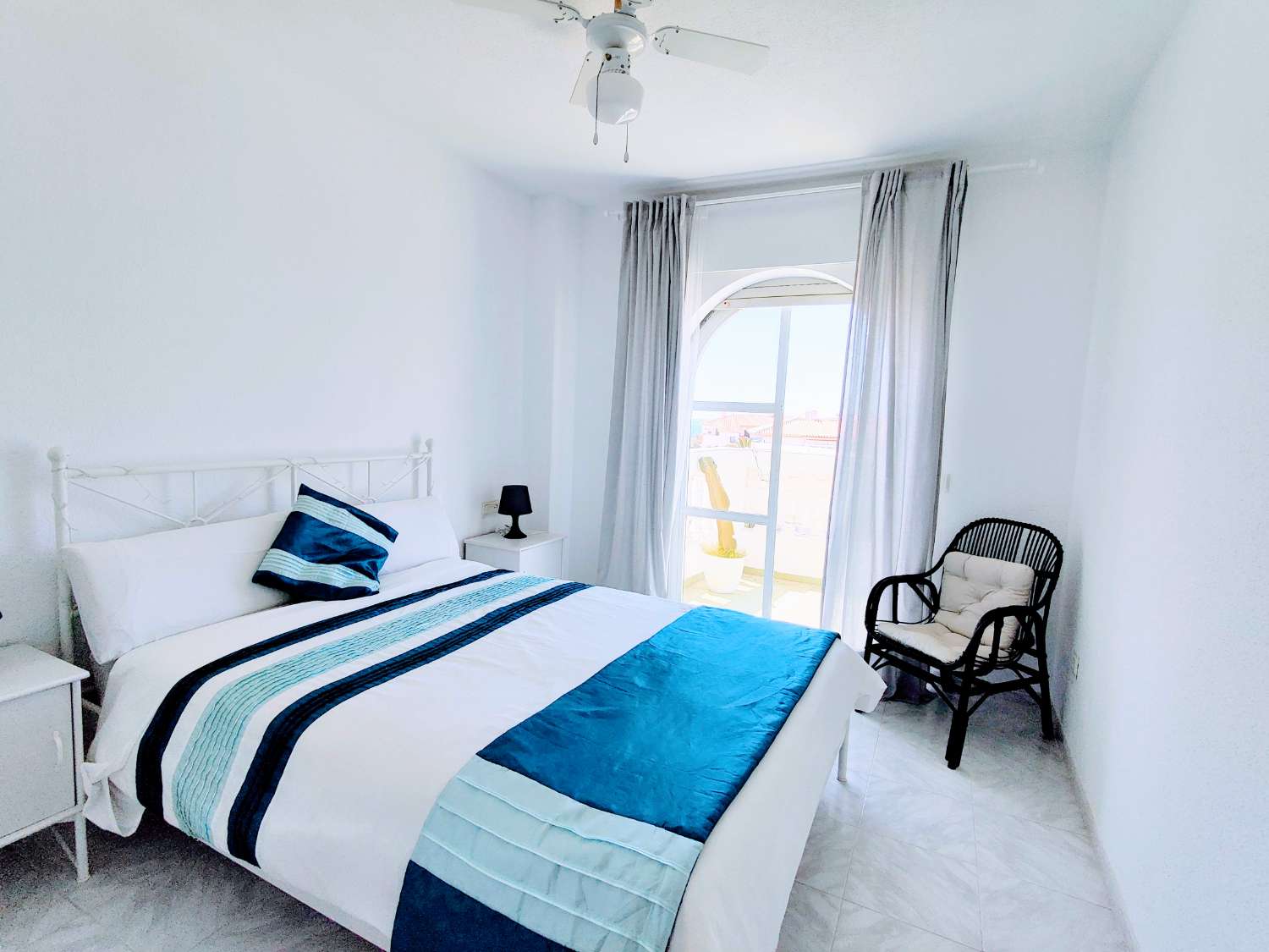 Atico de 2 dormitorios vistas 180 al mar