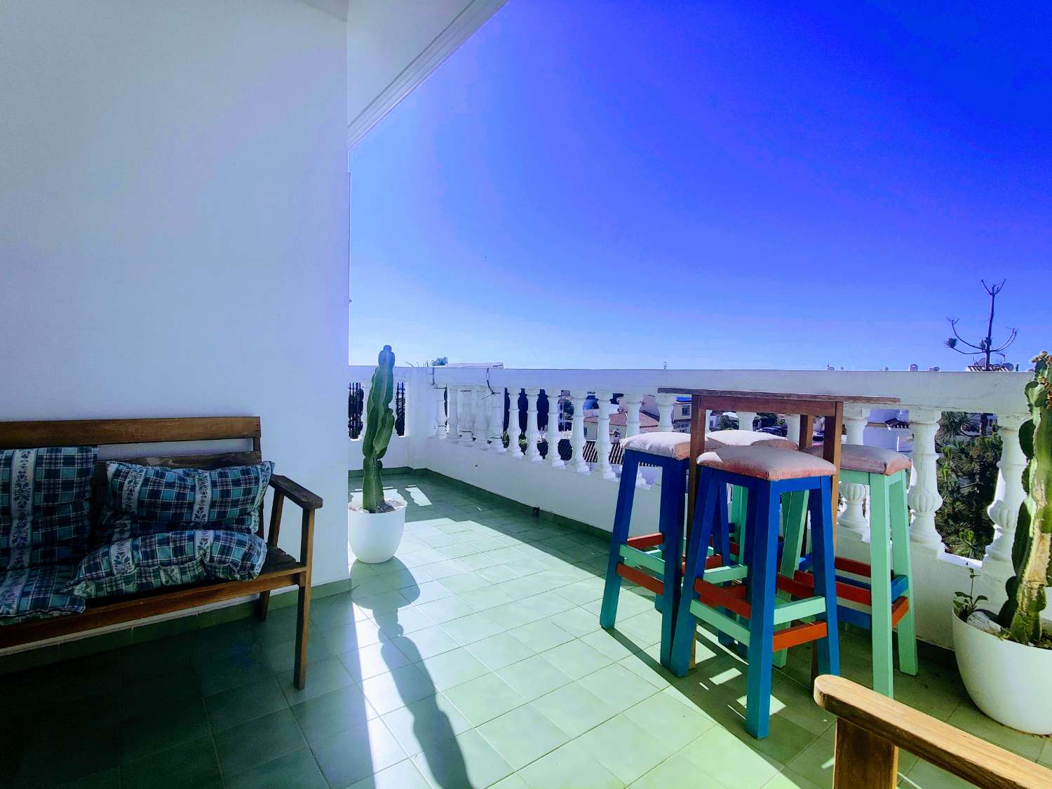 Atico de 2 dormitorios vistas 180 al mar