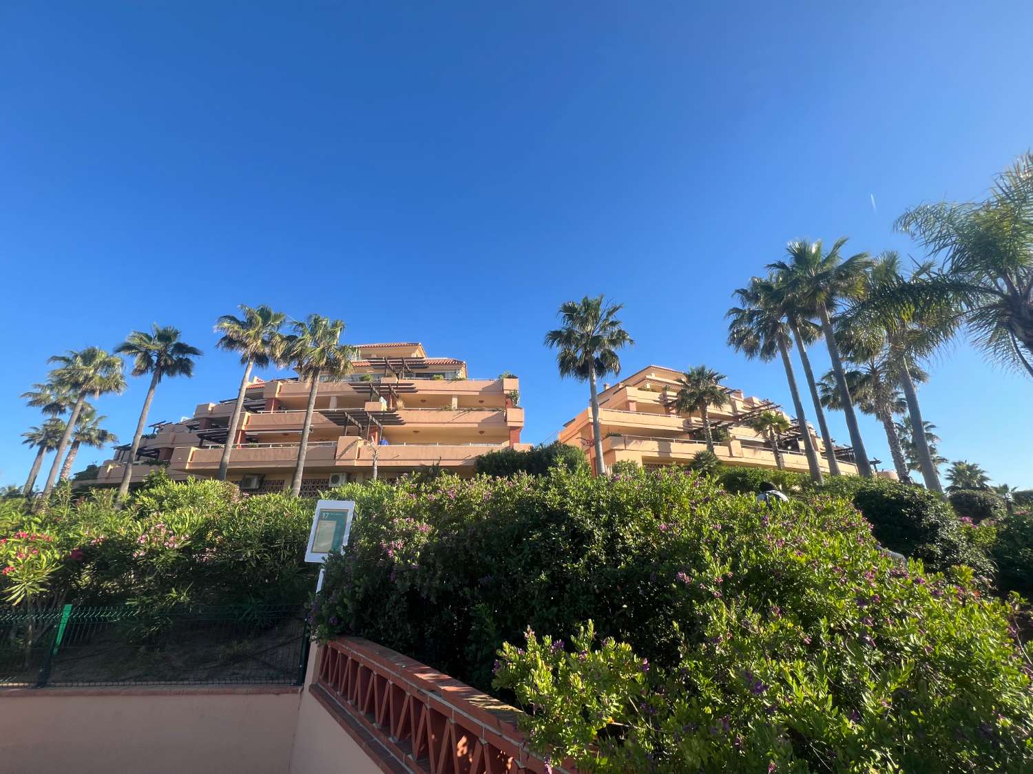 Piso de Lujo de 2 dormitorios  en Malibu Mansion