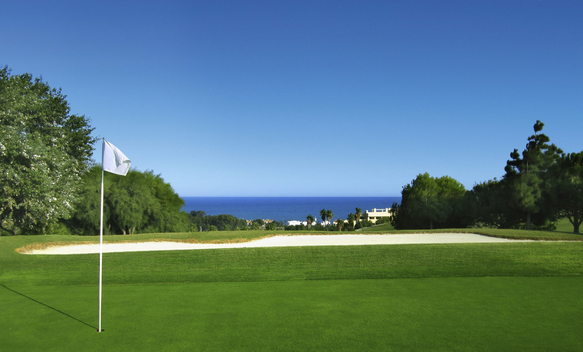 شقة للبيع في Casares