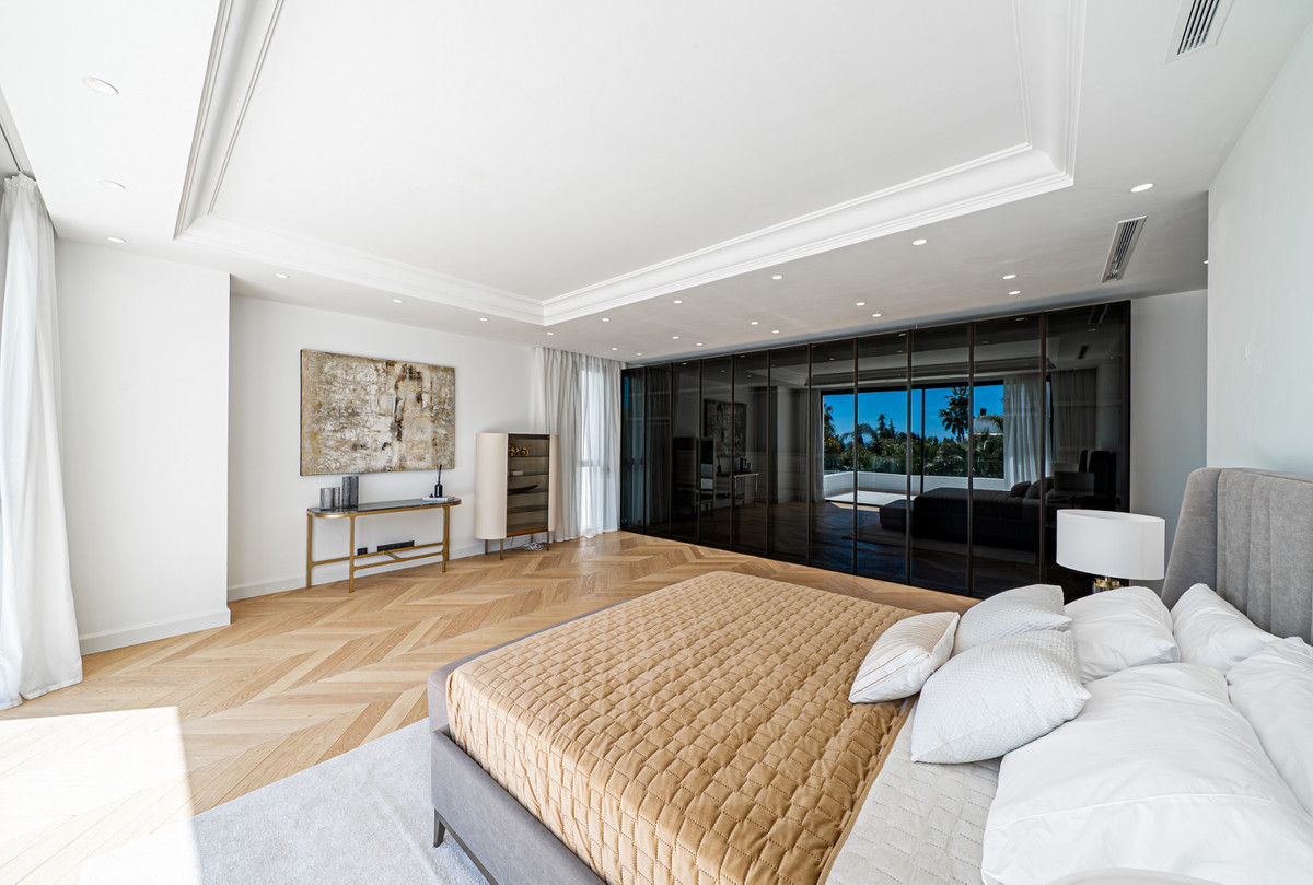 Villa en venta en Nagüeles-Milla de Oro (Marbella)