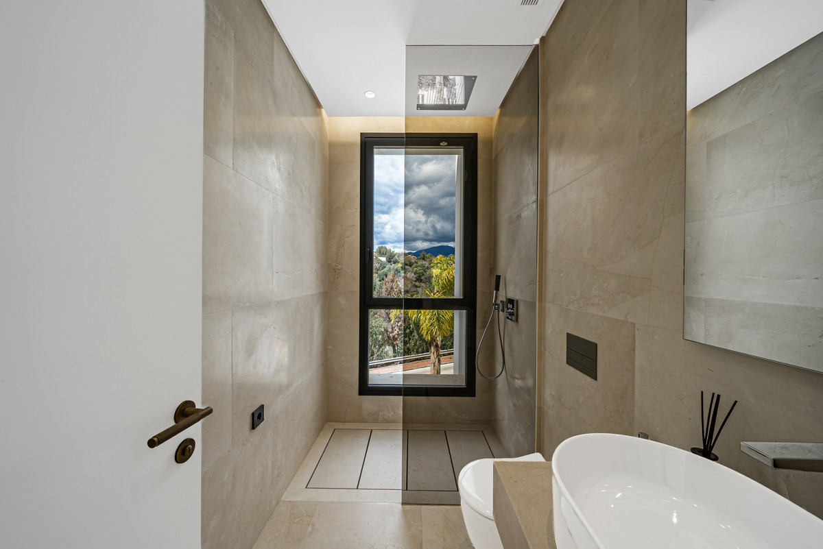 Villa en venta en Nagüeles-Milla de Oro (Marbella)