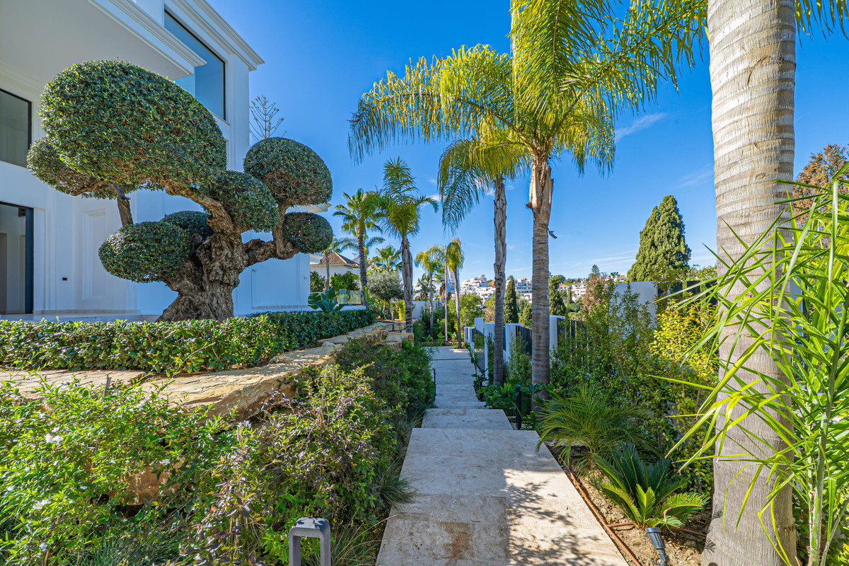 Villa en venta en Nagüeles-Milla de Oro (Marbella)