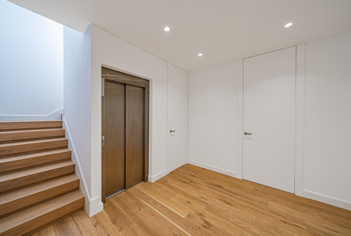 Villa en venta en Nagüeles-Milla de Oro (Marbella)