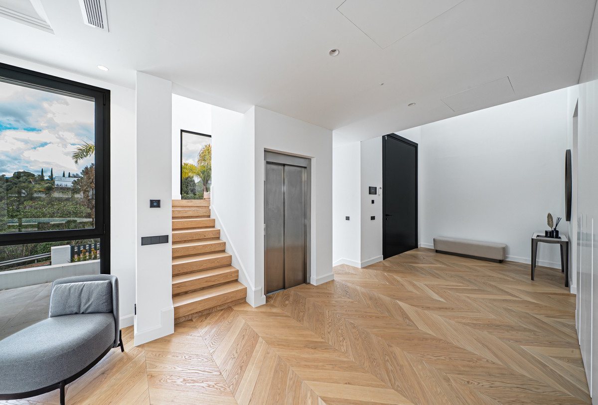 Villa en venta en Nagüeles-Milla de Oro (Marbella)