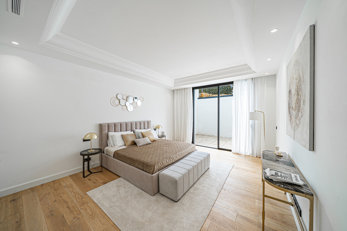 Villa en venta en Nagüeles-Milla de Oro (Marbella)