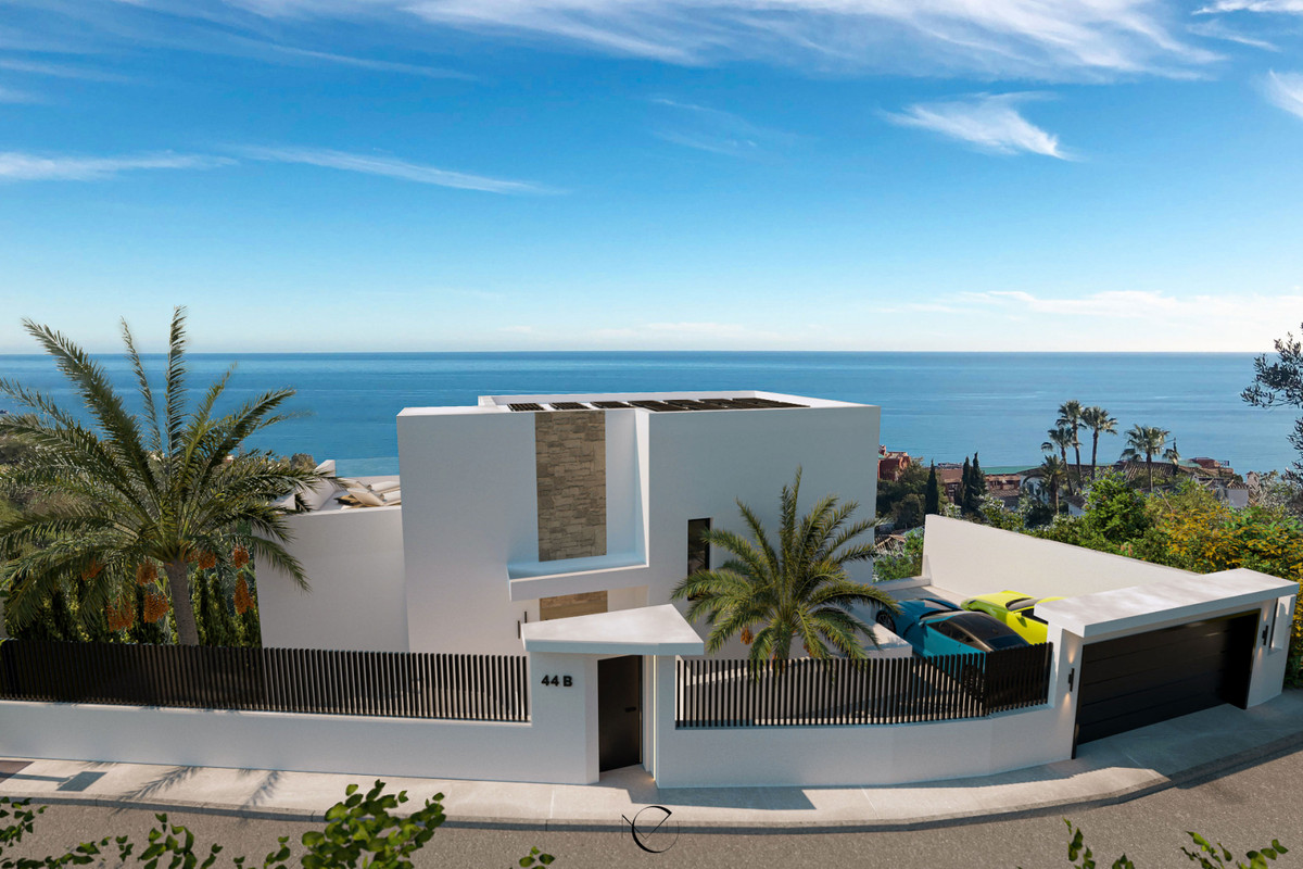 Villa en venta en Benalmádena
