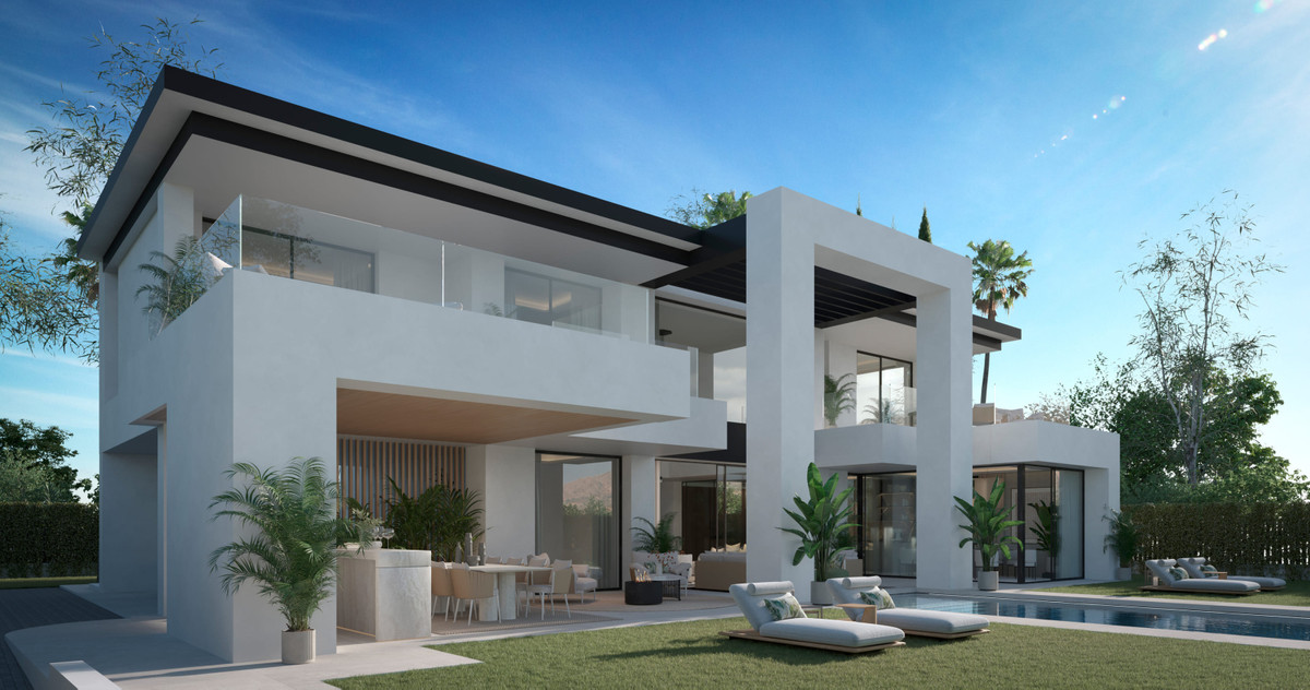 Villa en venta en Estepona