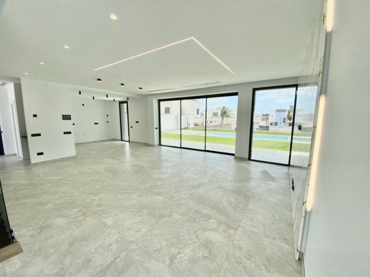 Villa en venta en Mijas