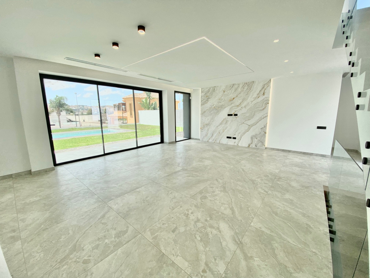 Villa en venta en Mijas