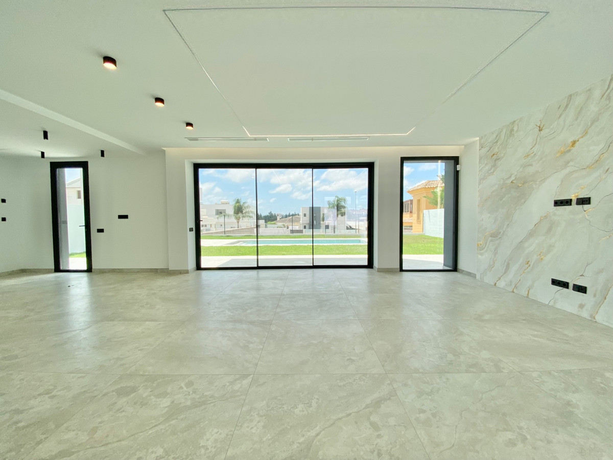 Villa en venta en Mijas