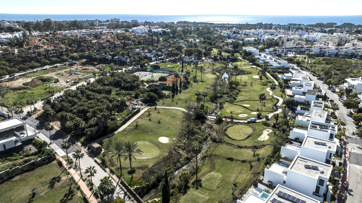 Villa en venta en Estepona