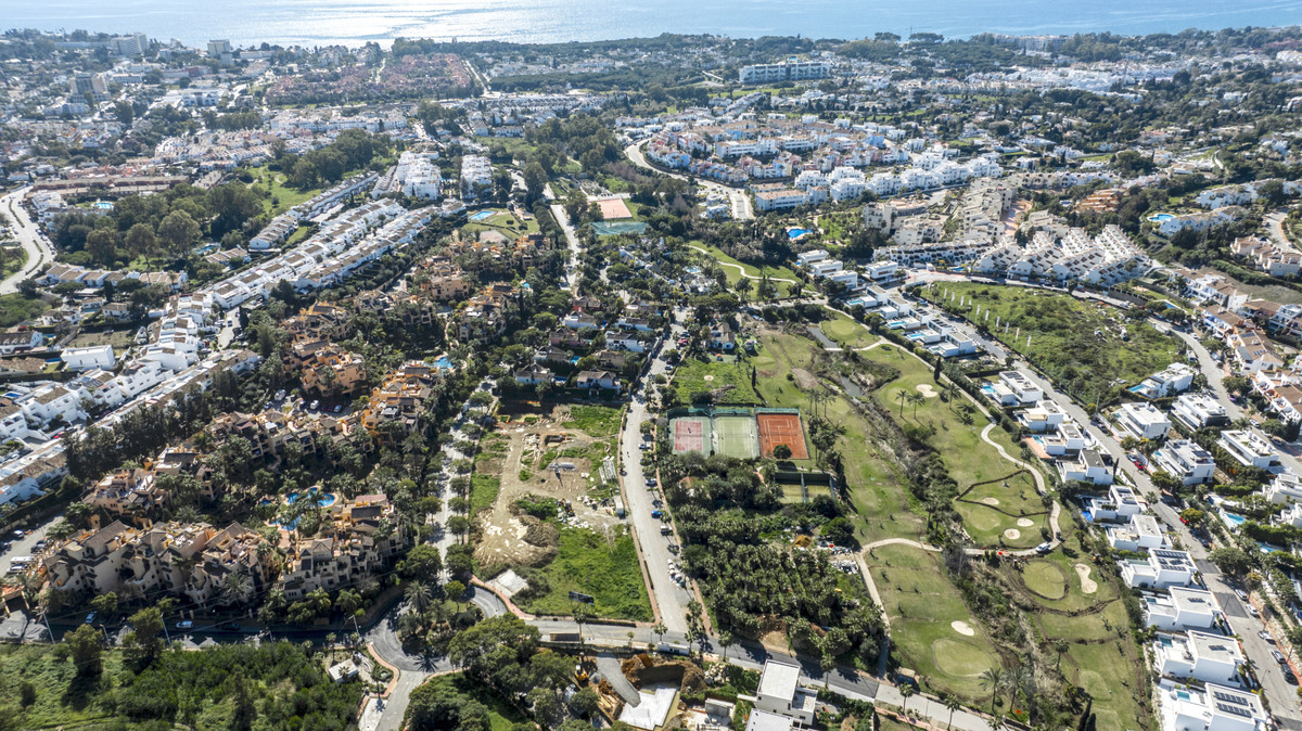 Villa en venta en Estepona