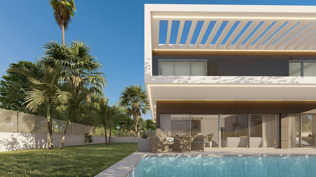 Villa en venta en Benalmádena