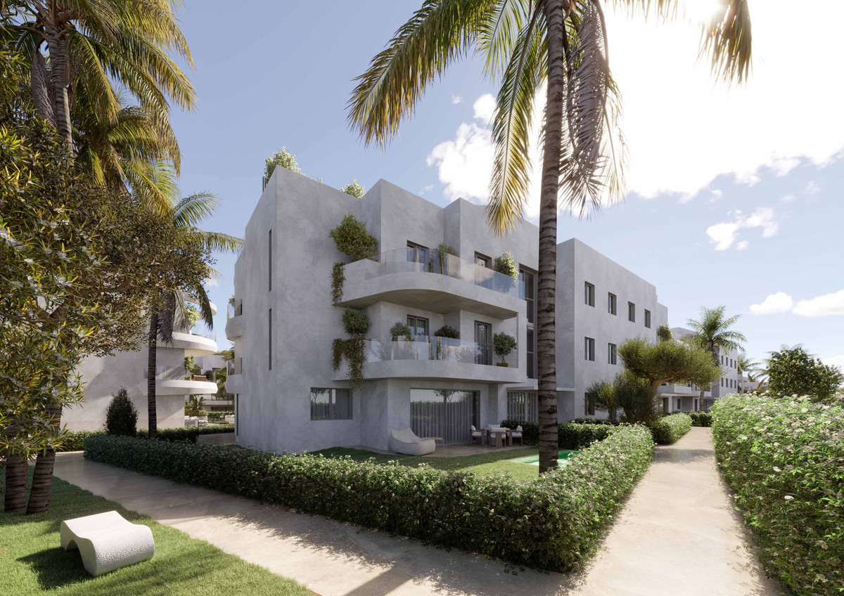 Apartment for sale in Estepona
