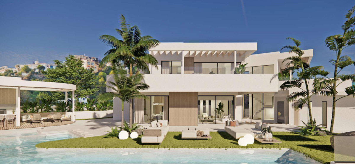 Villa en venta en Benalmádena