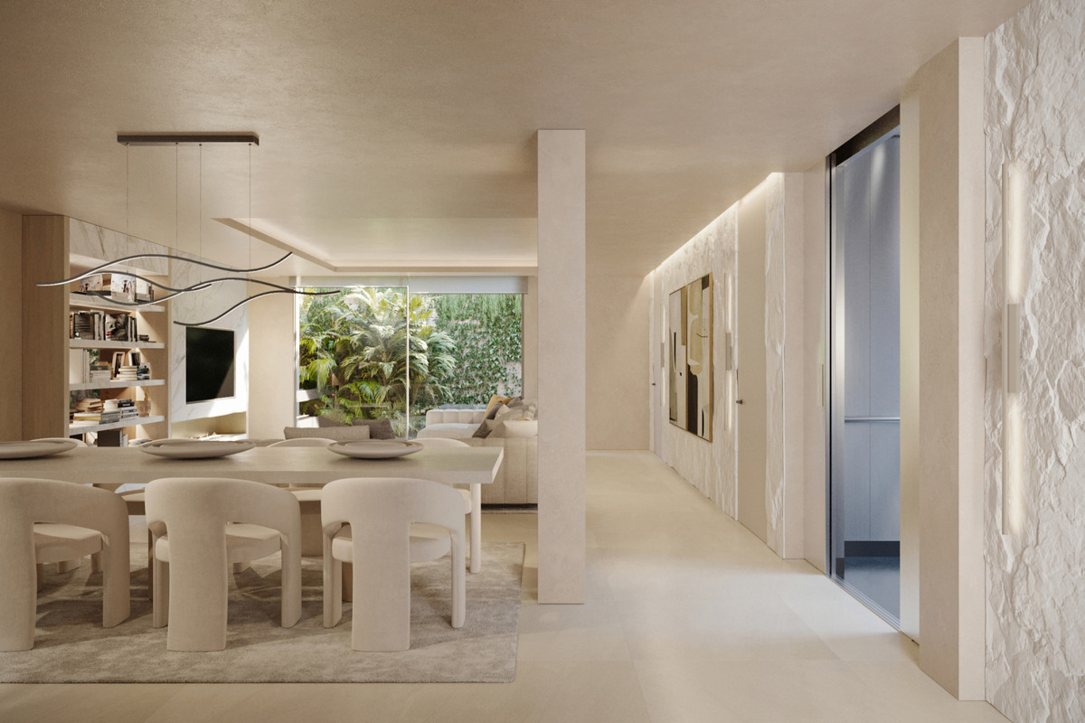 Villa en venta en Nueva Andalucía (Marbella)