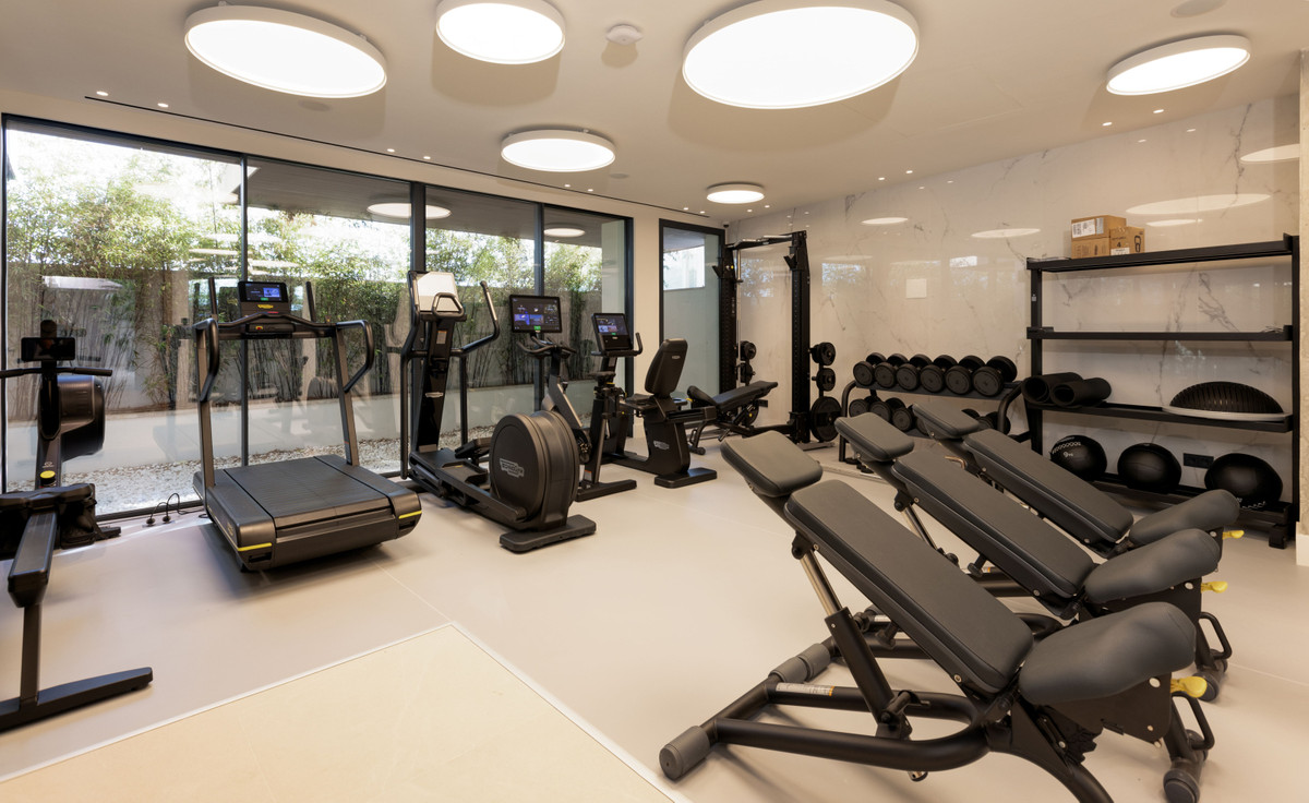 Lejlighed til salg i Estepona