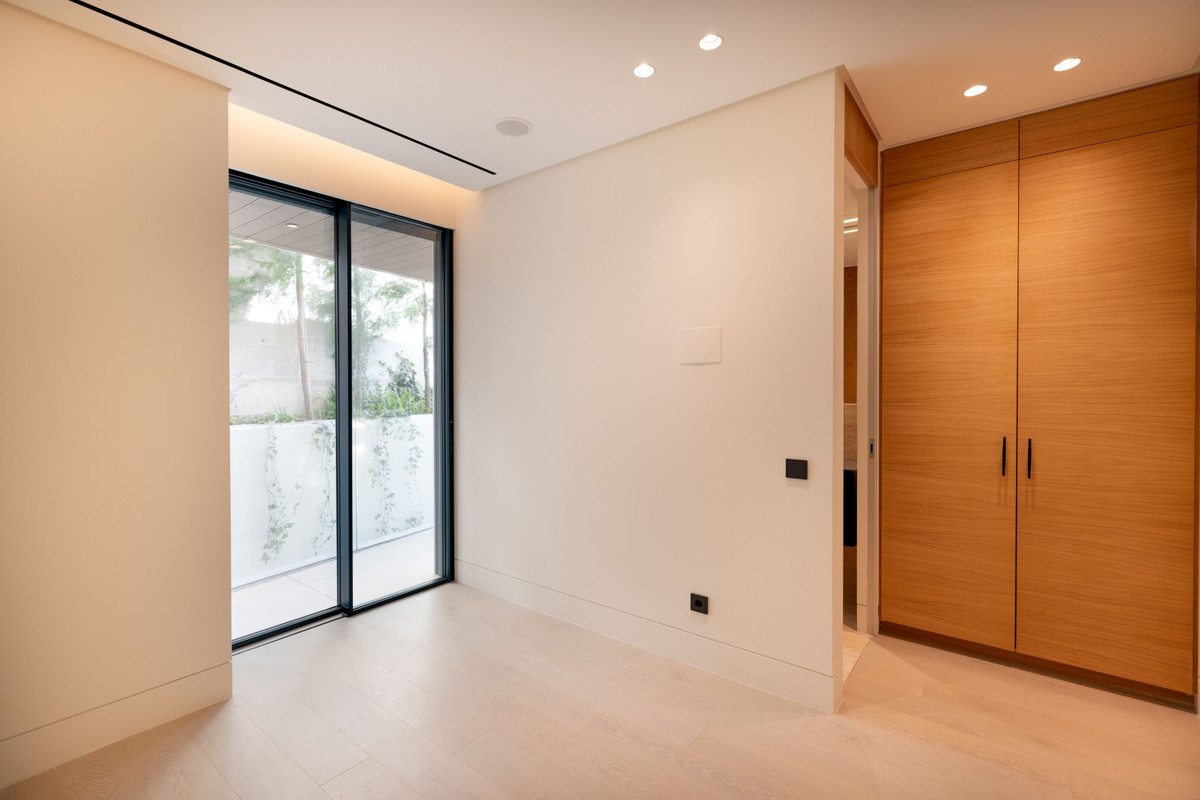 Lejlighed til salg i Estepona