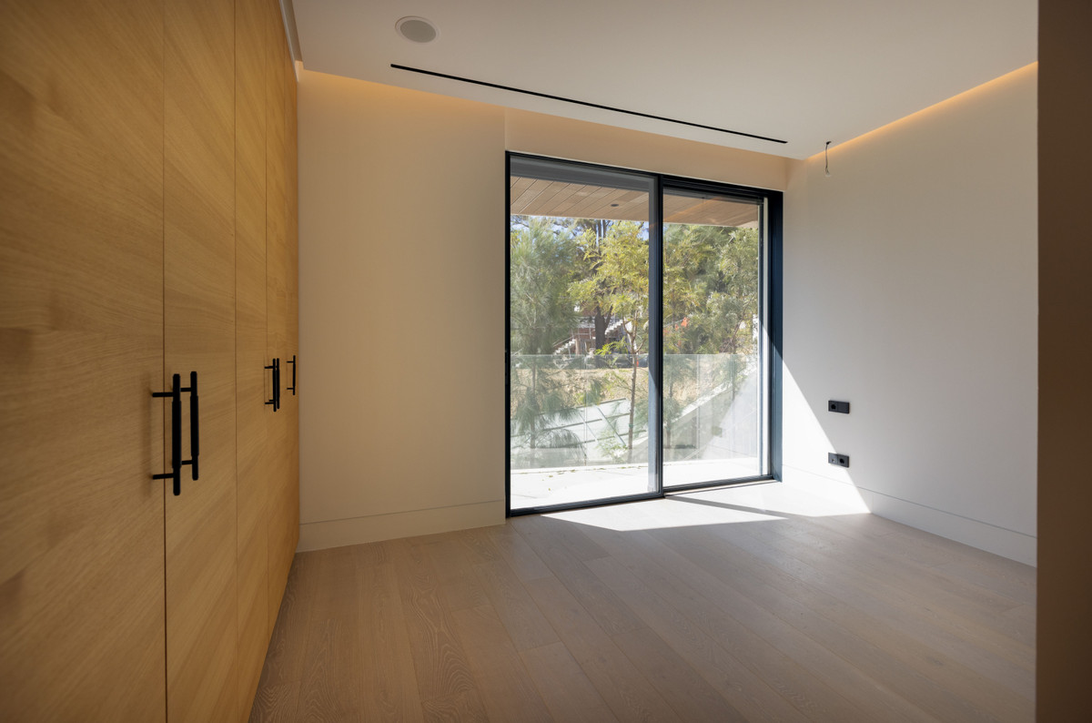 Lejlighed til salg i Estepona