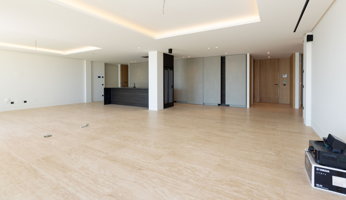 Lejlighed til salg i Estepona