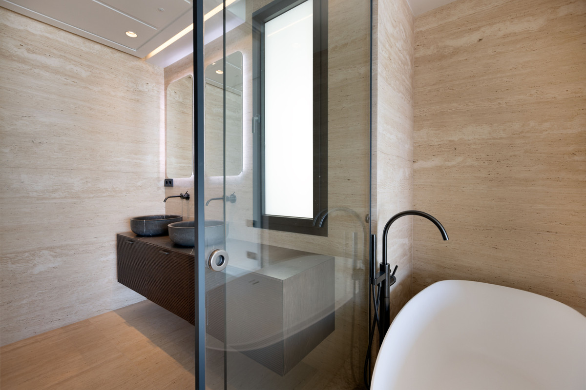 Lejlighed til salg i Estepona