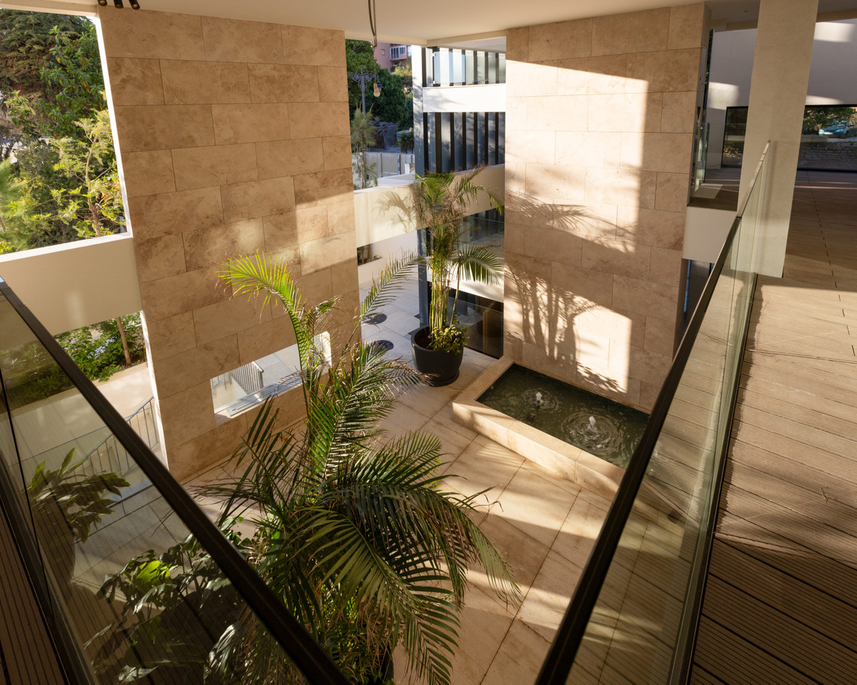 Lejlighed til salg i Estepona