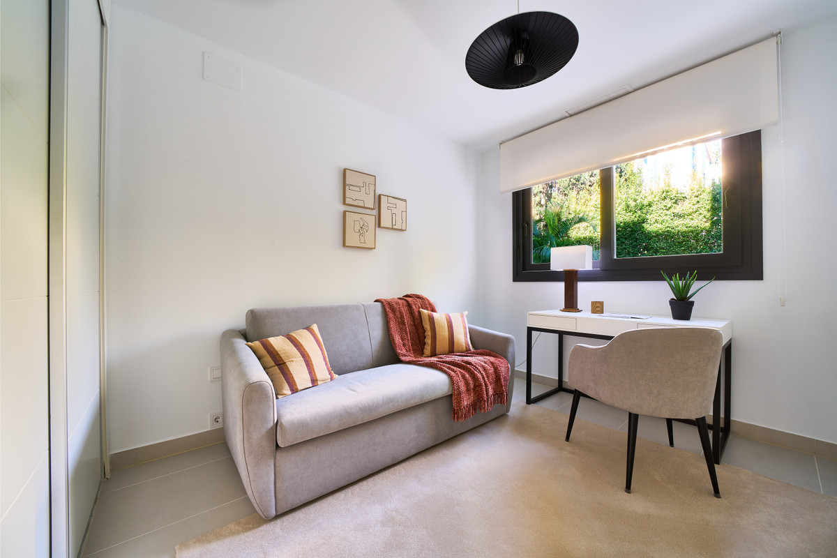 Apartamento en venta en Estepona